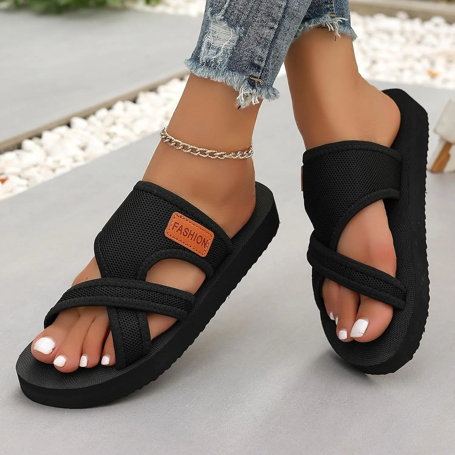 2025 NEW Women's Hollow Orthopedic Slide Sandals, Breathable Mesh Open Toe Cross Strap Comfy Flats Lightweight Beach Slippers