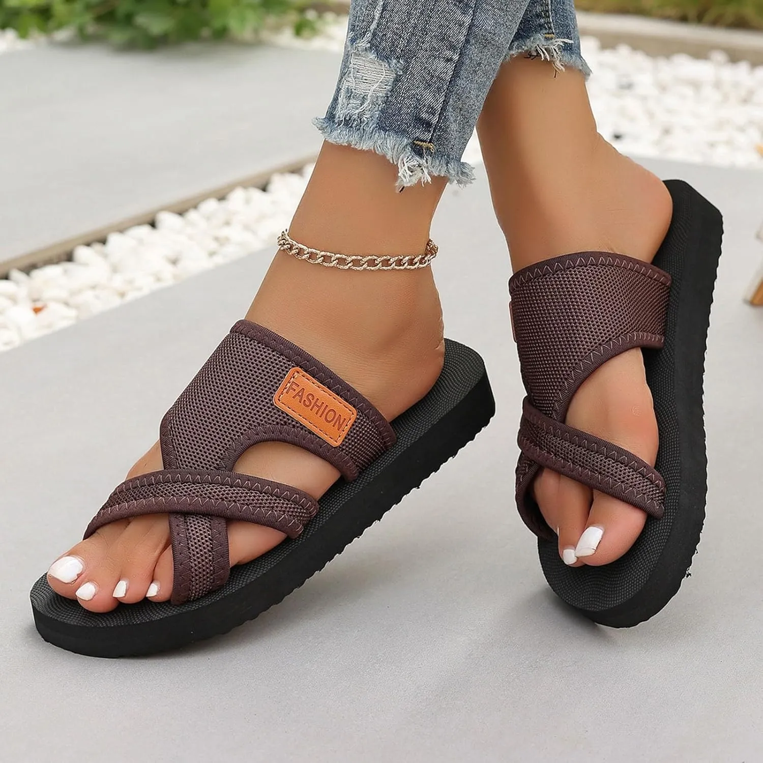 2025 NEW Women's Hollow Orthopedic Slide Sandals, Breathable Mesh Open Toe Cross Strap Comfy Flats Lightweight Beach Slippers