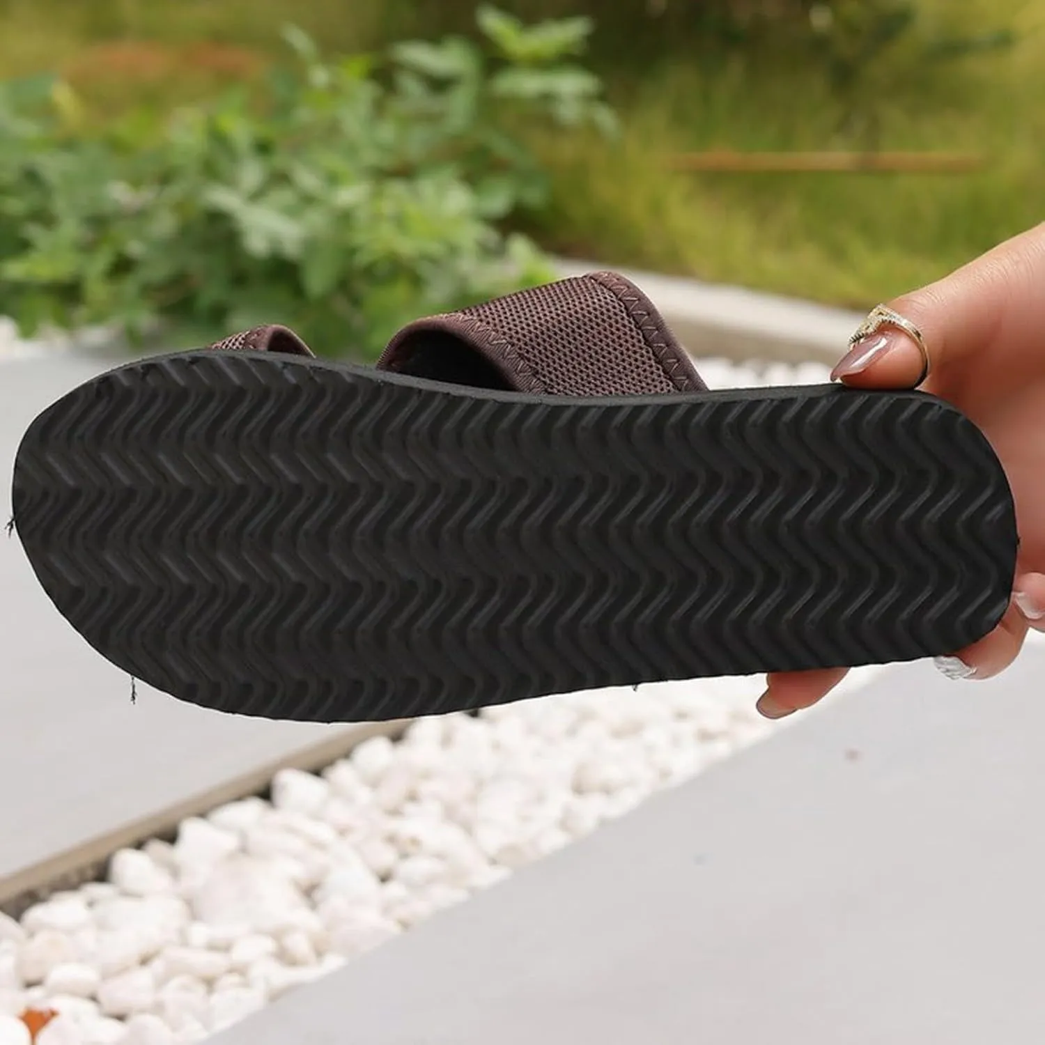 2025 NEW Women's Hollow Orthopedic Slide Sandals, Breathable Mesh Open Toe Cross Strap Comfy Flats Lightweight Beach Slippers
