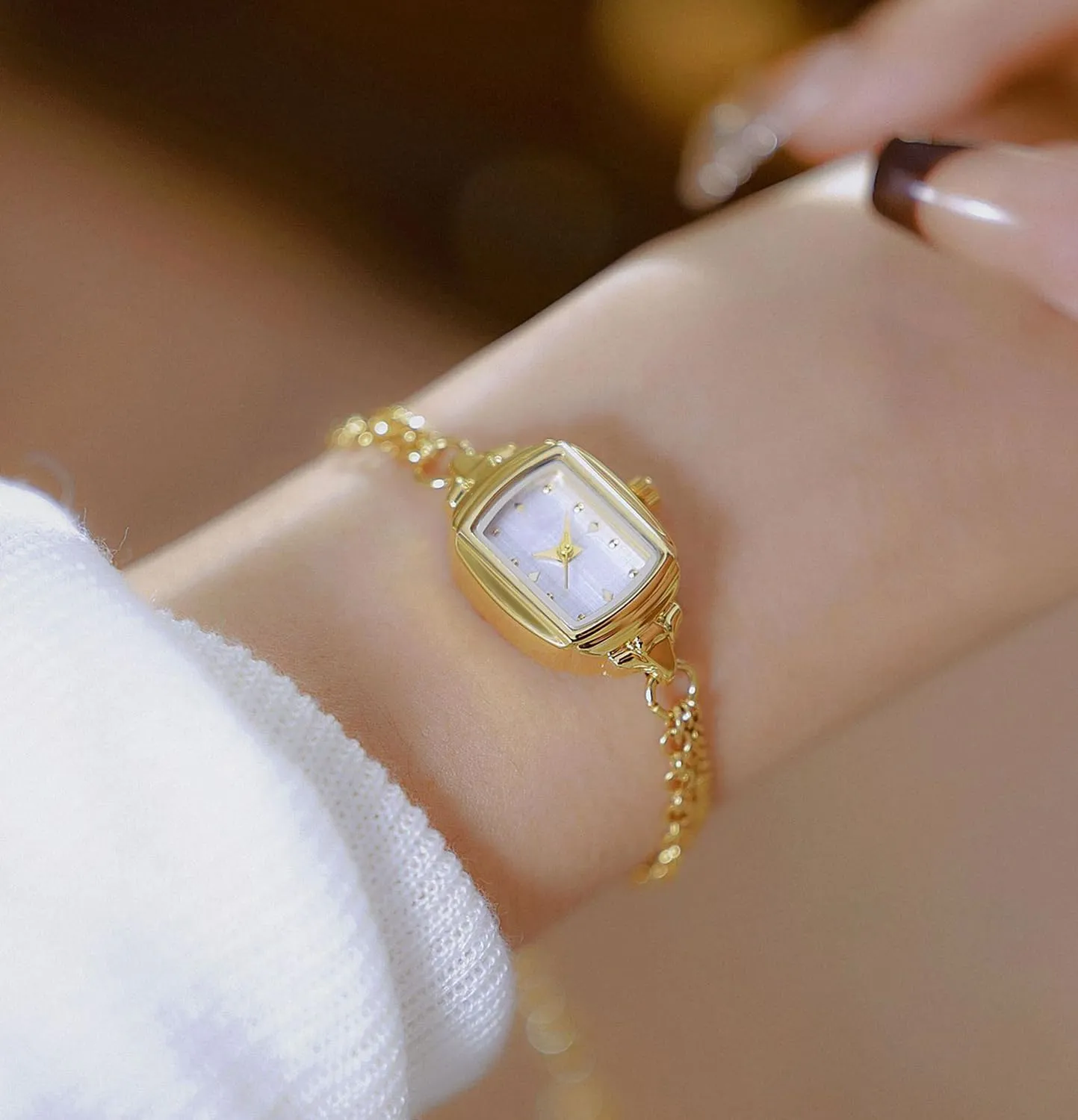 ADSBIAOYE Womens Dainty Rectangle Ultra Thin Waterproof Quartz Watch Ladies Dress Elegant Analog Bracelet Watch