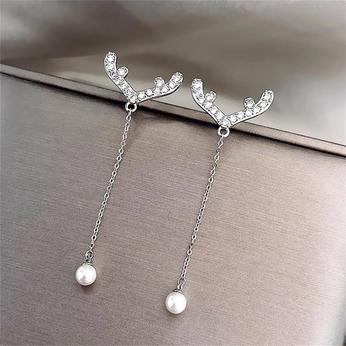 ASHMITA Gold Crystal Elk Antler Earrings With Fringe Imitation Pearl Drop Christmas Deer Earrings Jewelry Gift for Women