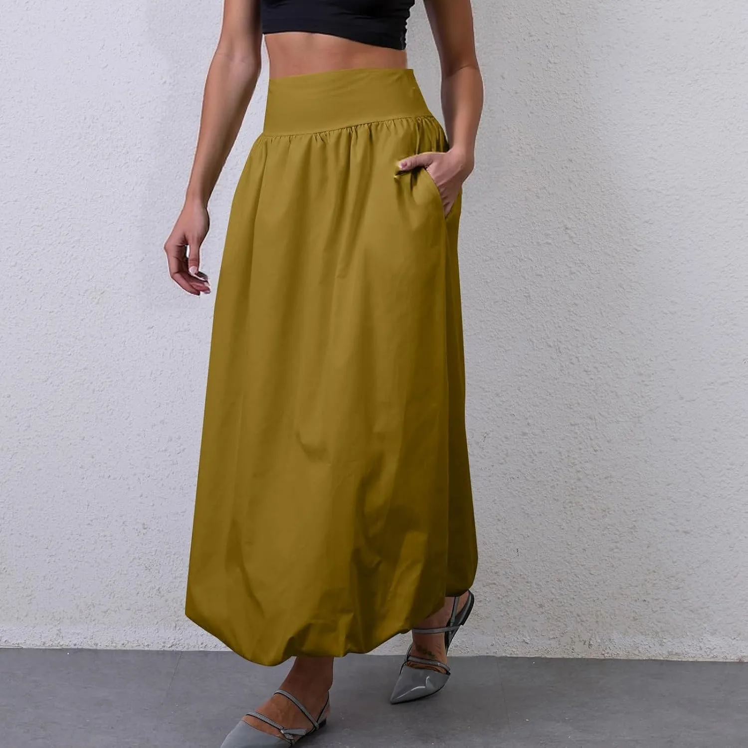 Bubble Midi Skirts for Women Trendy 2025 Summer Smocked Vacation Elastic Waist Flowy A Line Long Skirt with Pockets