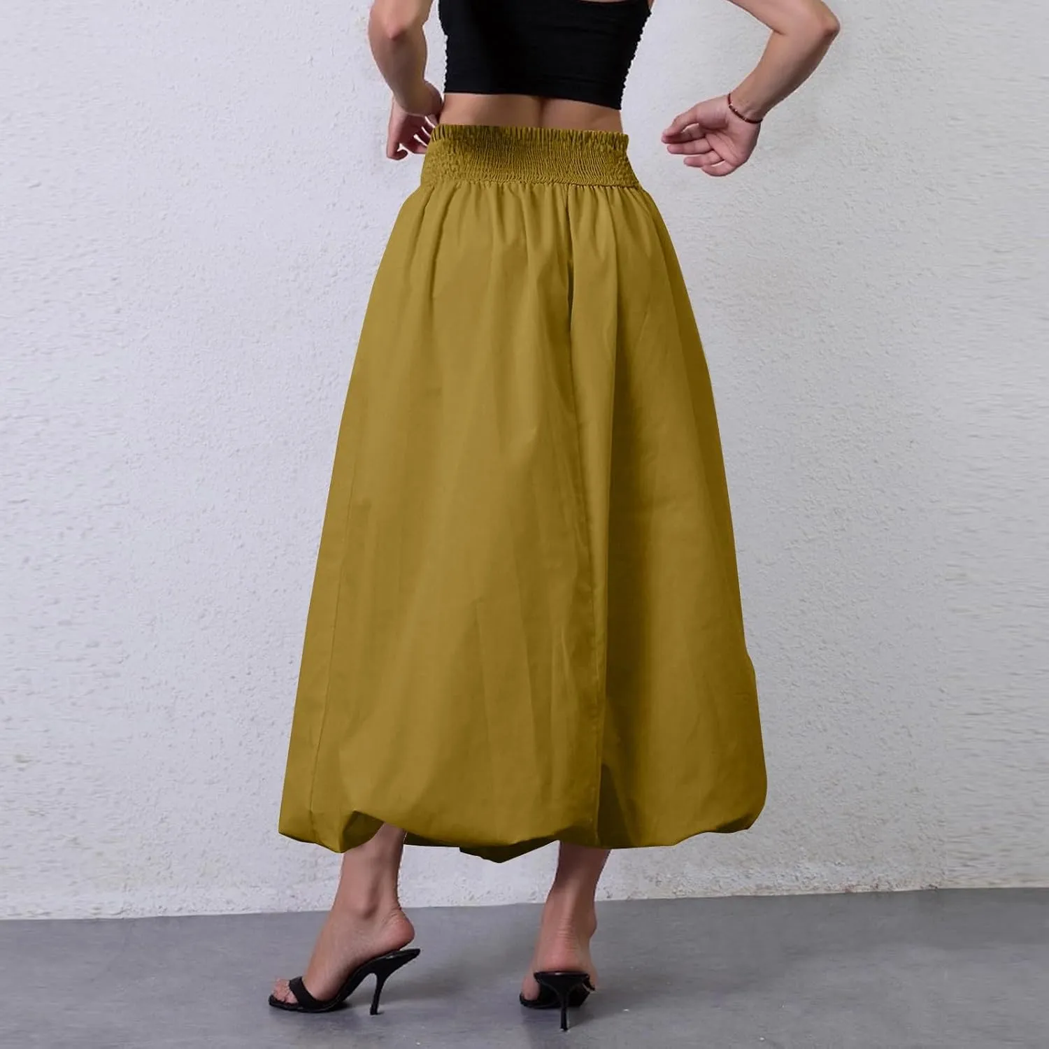 Bubble Midi Skirts for Women Trendy 2025 Summer Smocked Vacation Elastic Waist Flowy A Line Long Skirt with Pockets