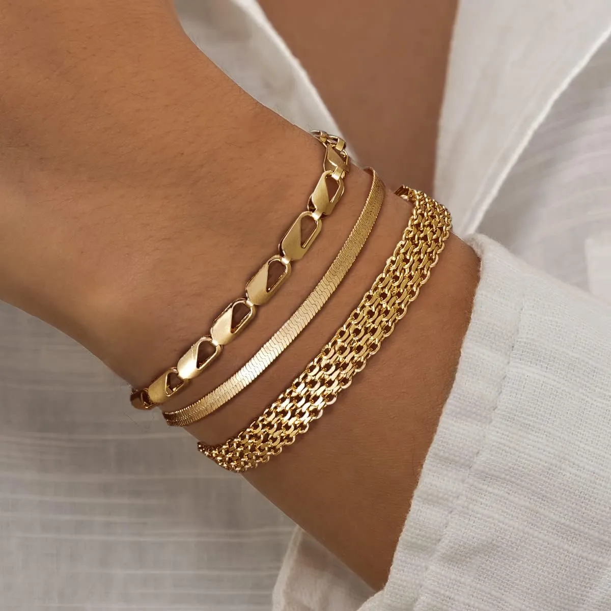 Gold/Silver Bracelets for Women,14K Real Gold Plated Bracelets Stack Trendy Jewelry Sets Stackable Snake Chain Figaro Paperclip Link Chain Adjustable Bracelet Pack Jewelry for Women