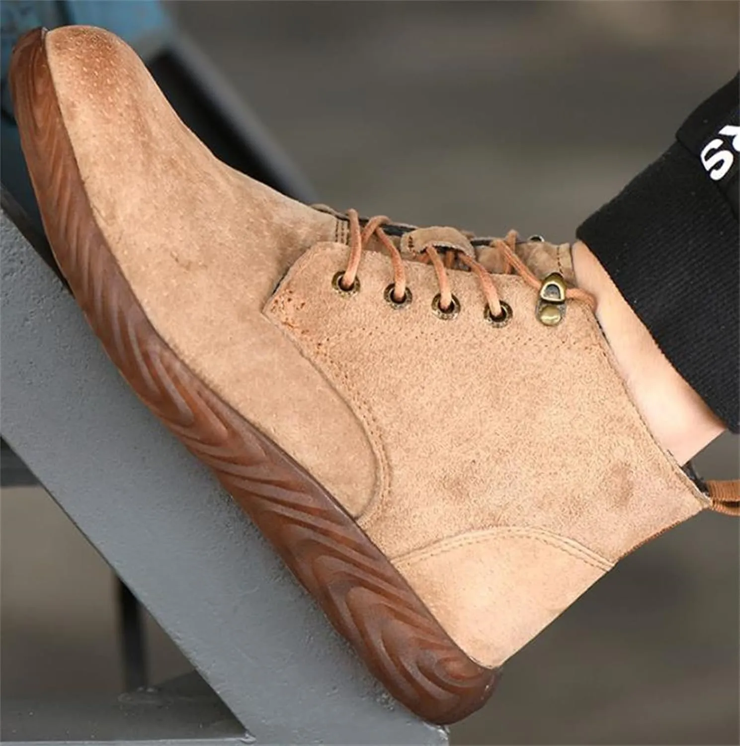 Leather Steel Toe Work Boots Men Non Slip Safety ShoesMountaineering Sports Shoes for MenWomen Steel Toe Shoes for Work Slip on.