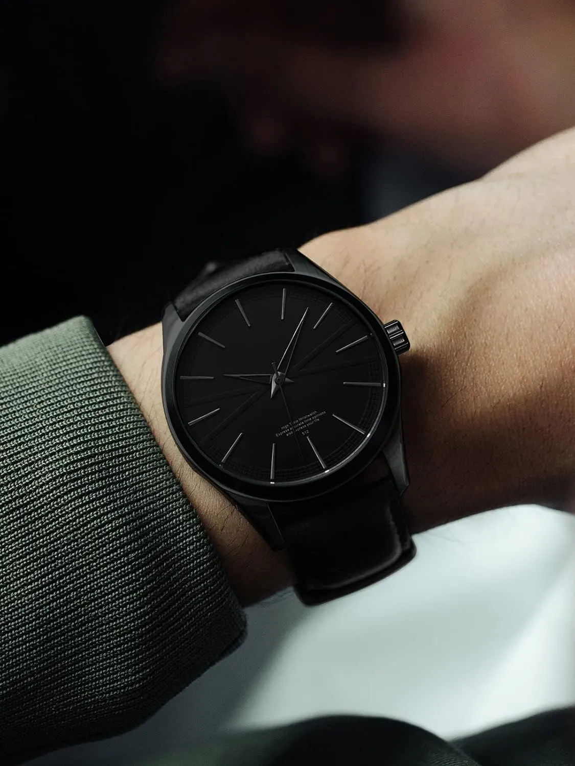 Mens Watches Ultra-Thin Minimalist Waterproof Fashion Simple Business Wrist Watch for Men Unisex Dress with Leather Band