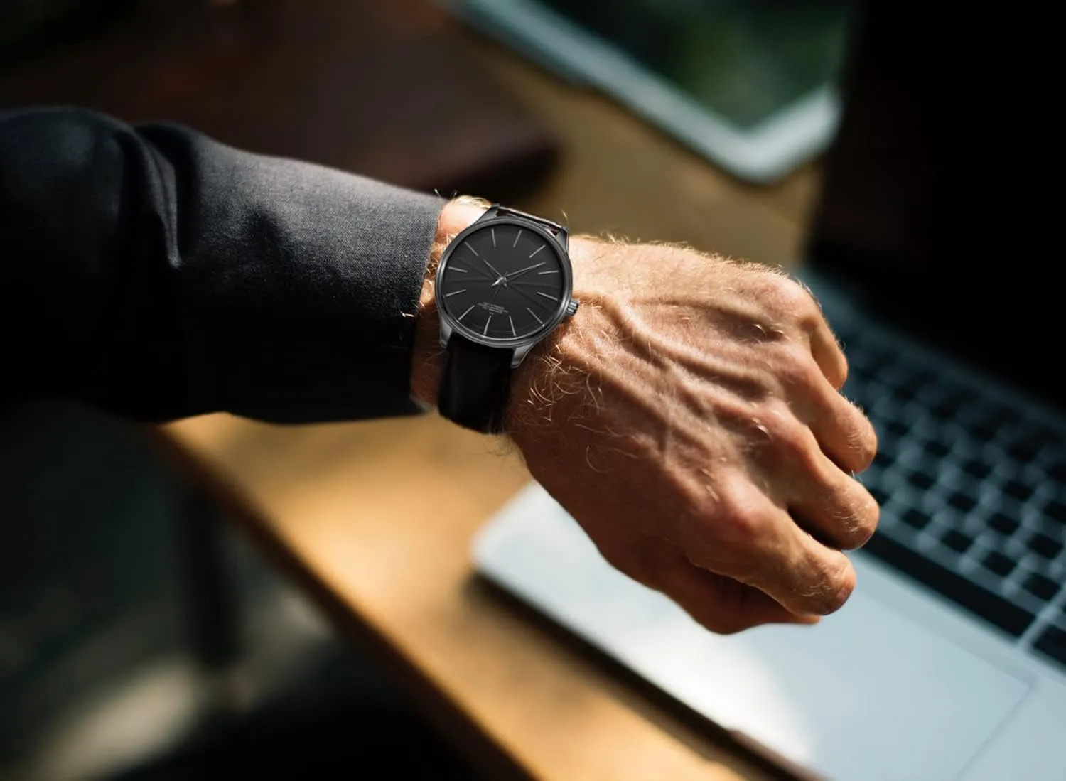 Mens Watches Ultra-Thin Minimalist Waterproof Fashion Simple Business Wrist Watch for Men Unisex Dress with Leather Band
