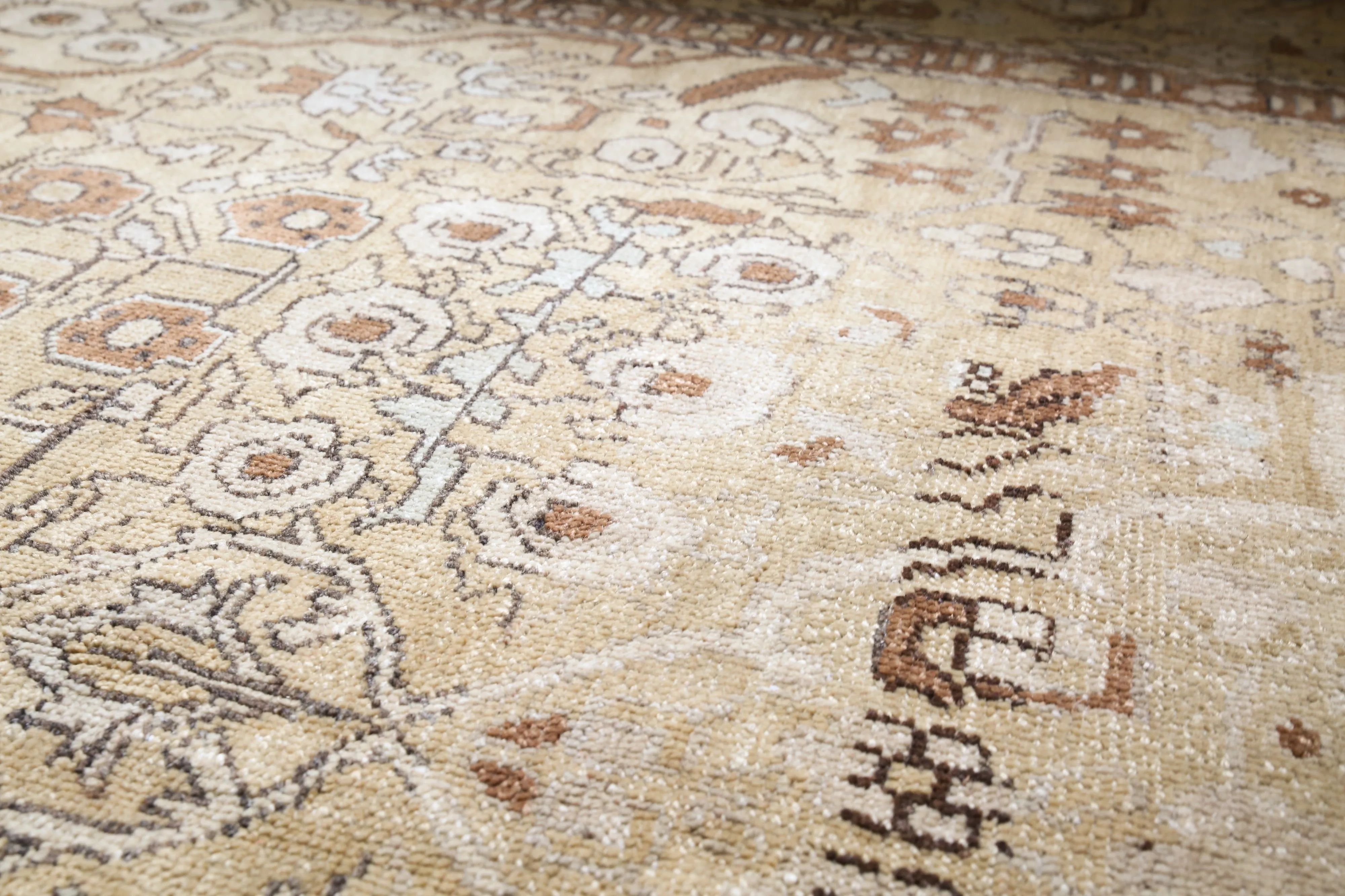 Old Turkish Anatolian Rug 5.8ftx10ft
