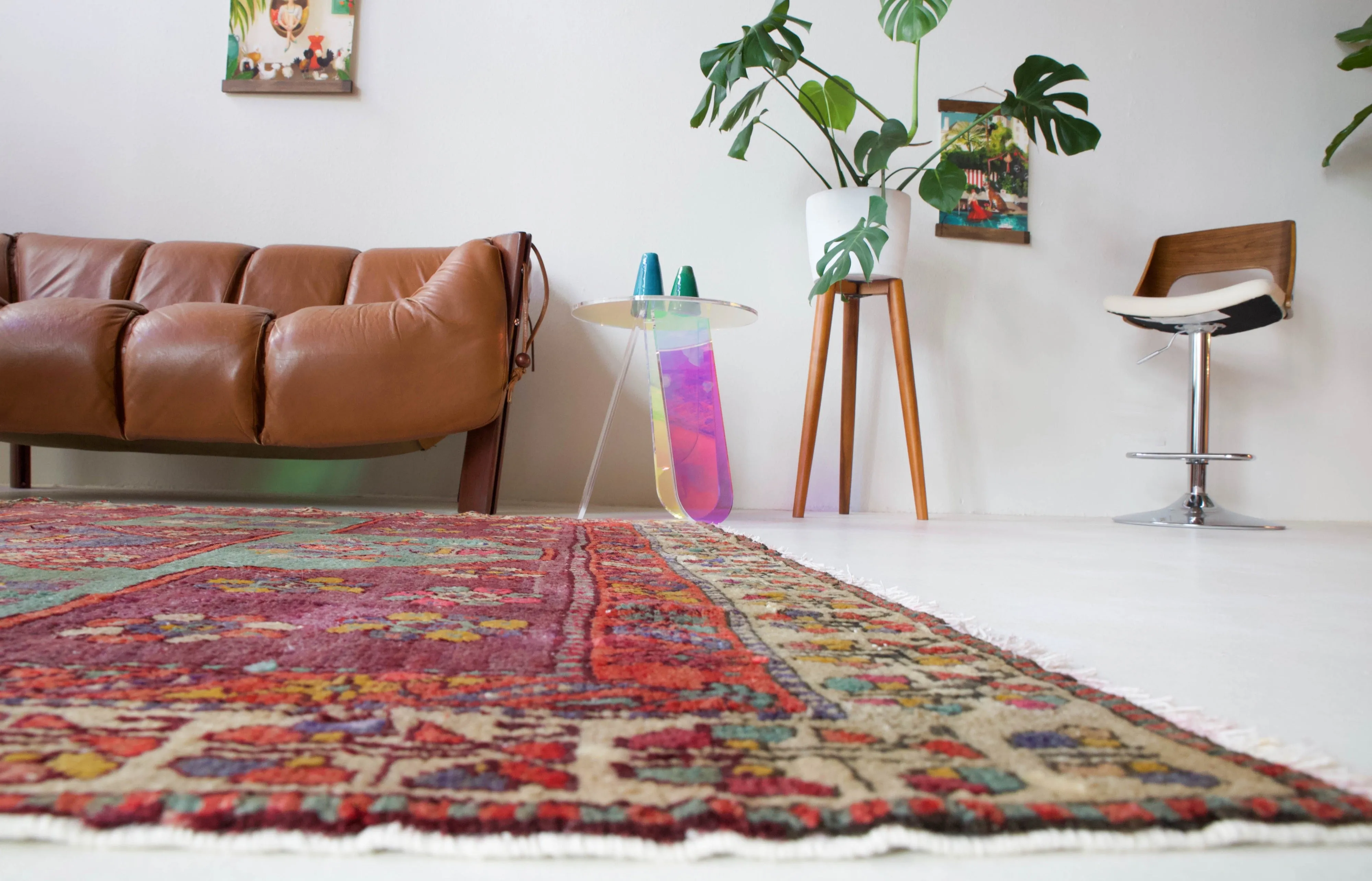 Semi-antique Manisa Yunt Mountain Rug 5'6"x8'