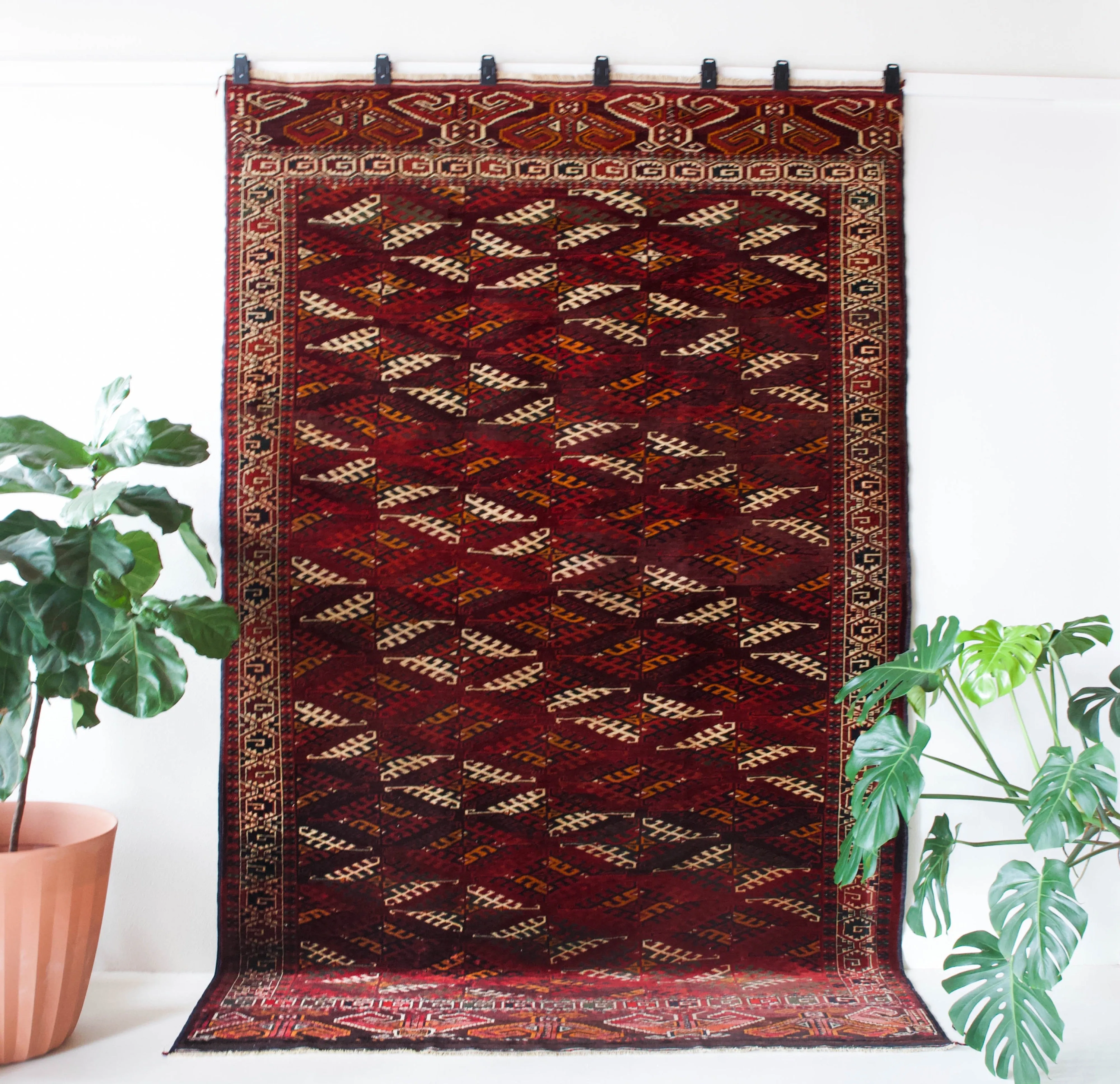 Semi-antique Turkoman Yomut Rug 6'10"x10'10"