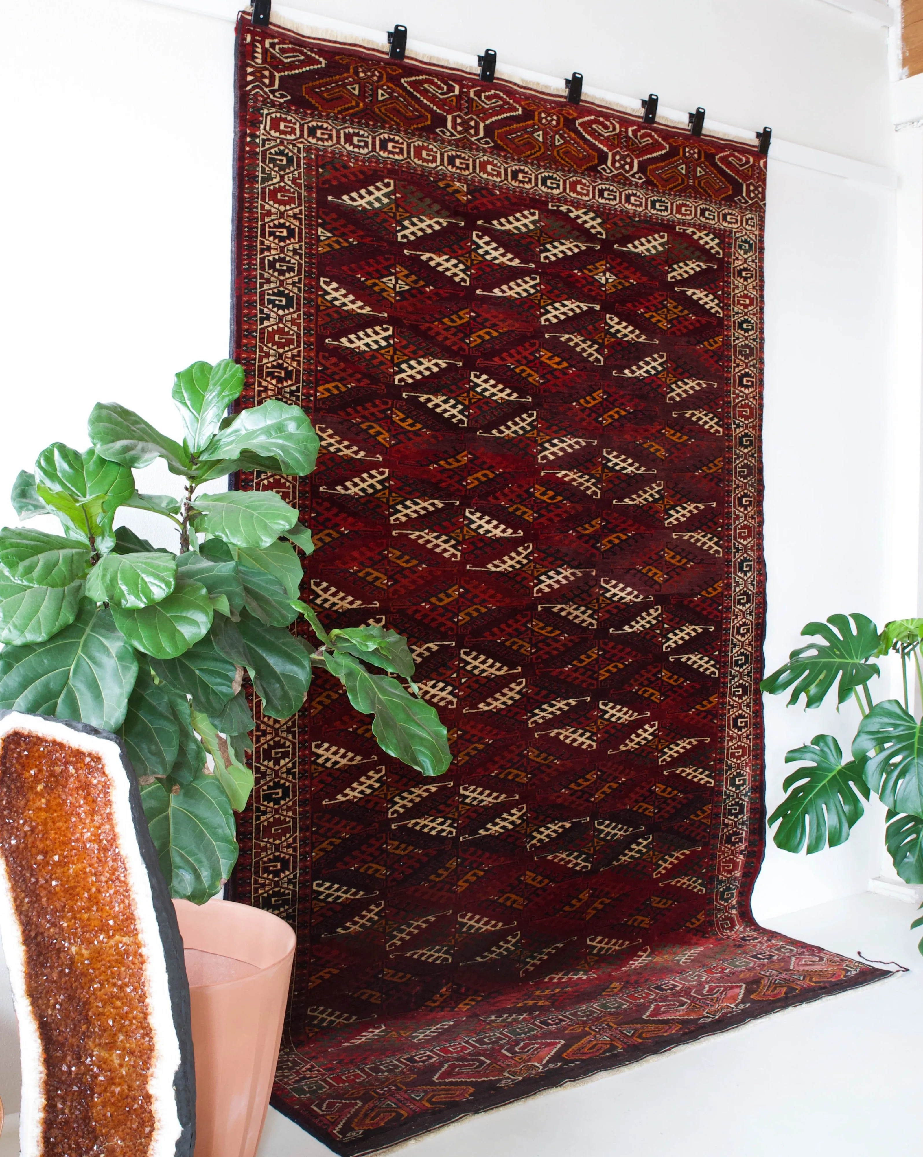 Semi-antique Turkoman Yomut Rug 6'10"x10'10"