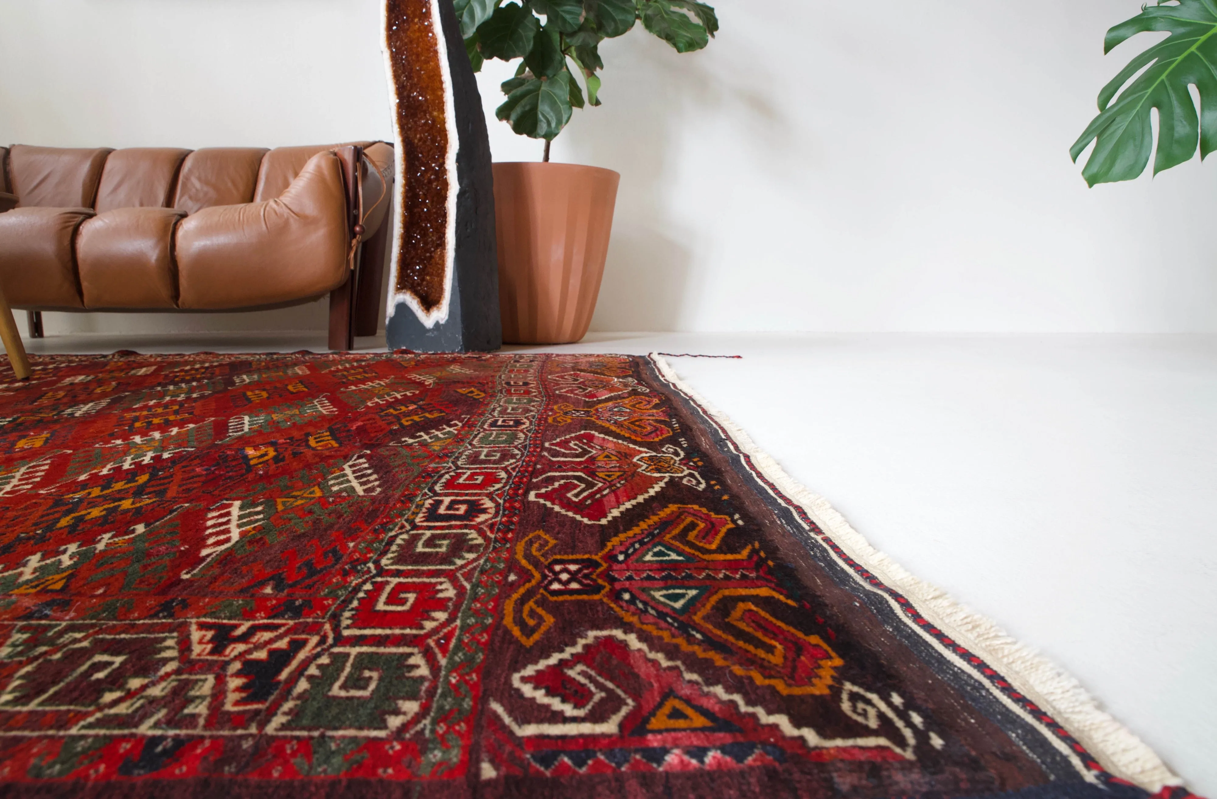Semi-antique Turkoman Yomut Rug 6'10"x10'10"