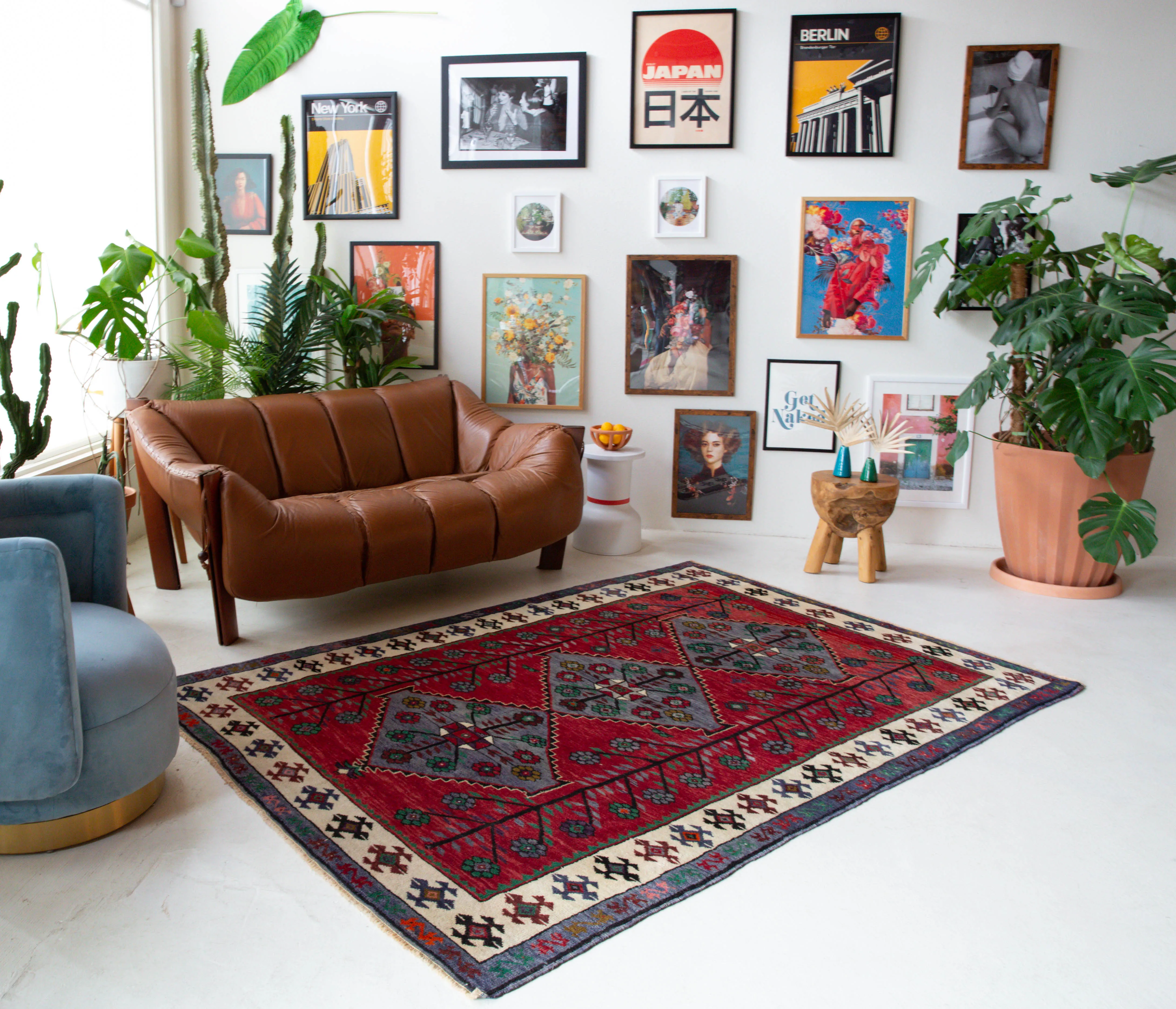 Vintage Balikesir Karakecili Rug 5'6"x7'11"