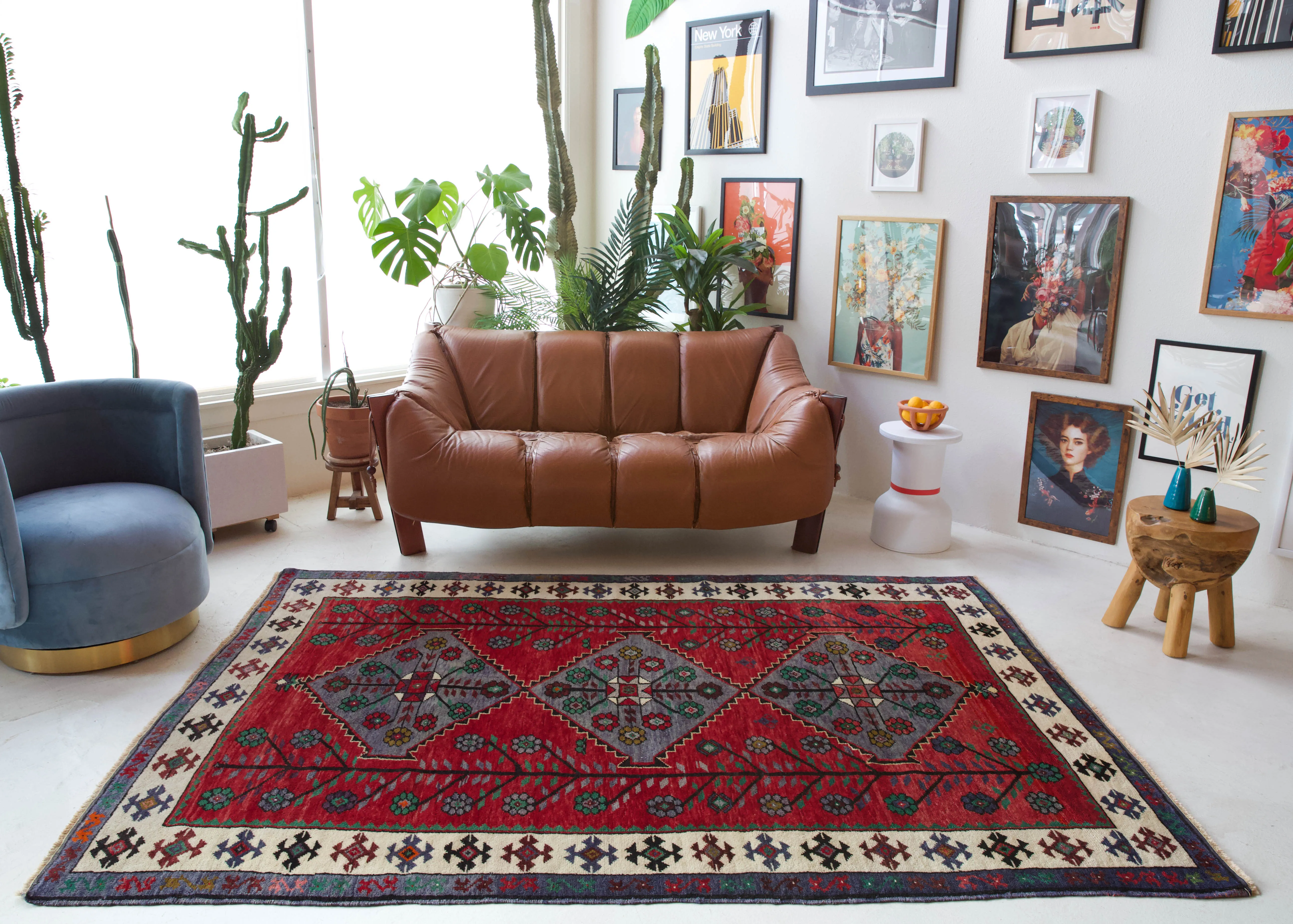 Vintage Balikesir Karakecili Rug 5'6"x7'11"