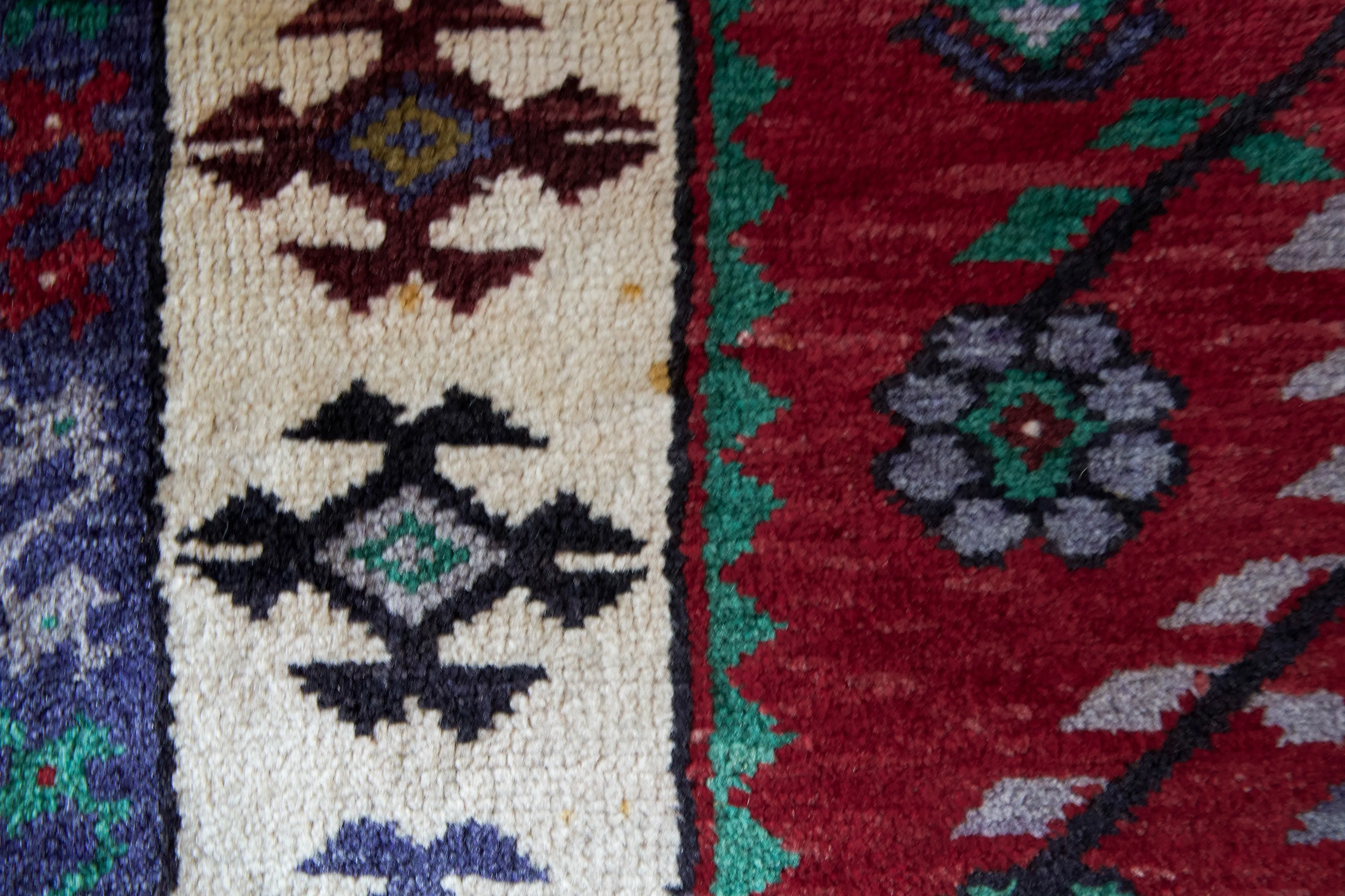 Vintage Balikesir Karakecili Rug 5'6"x7'11"