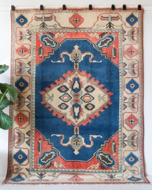 Vintage Caucasian style central Anatolian Rug 7'3"x9'10"