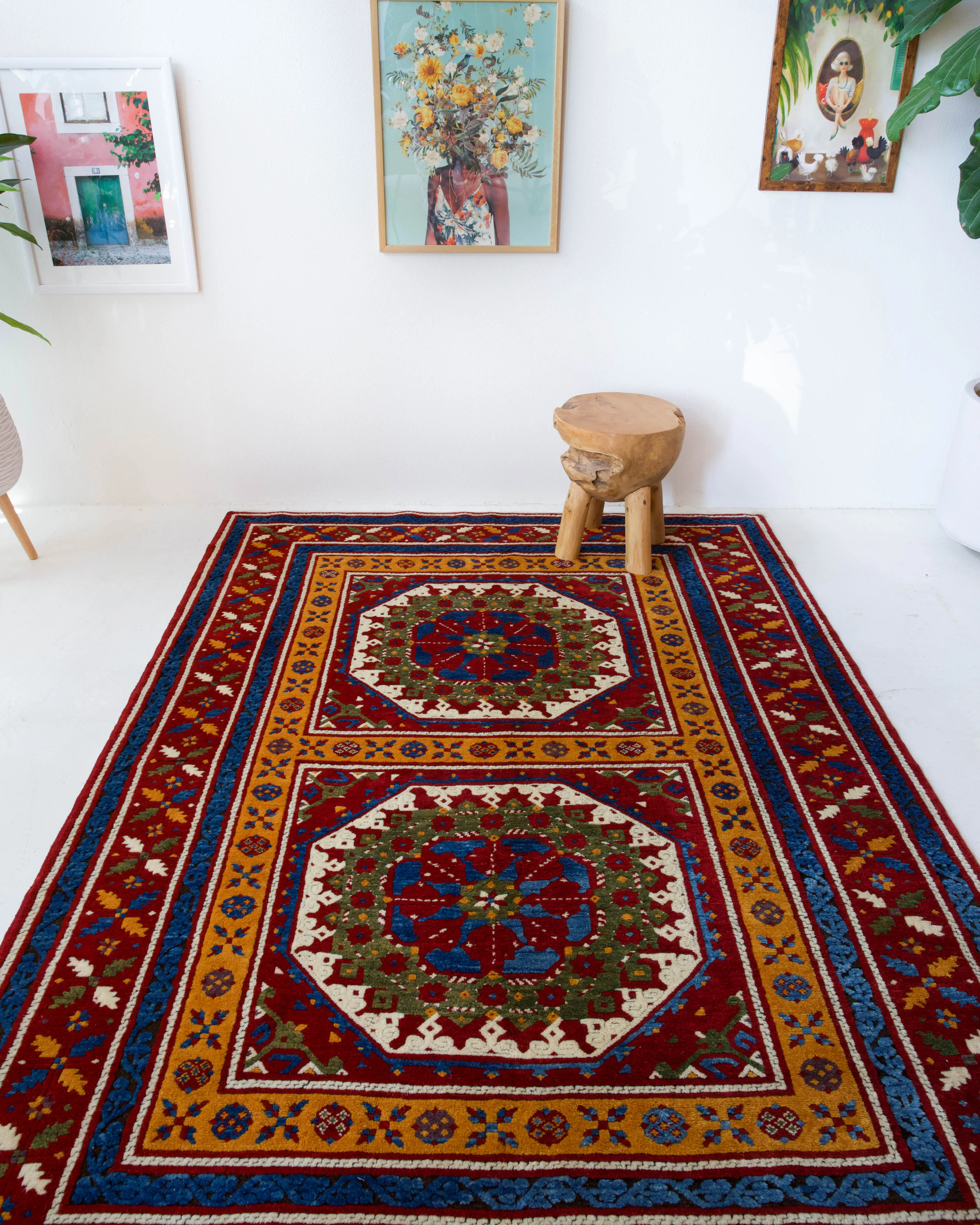 Vintage Pergamum Rug 5'5'x7'8"