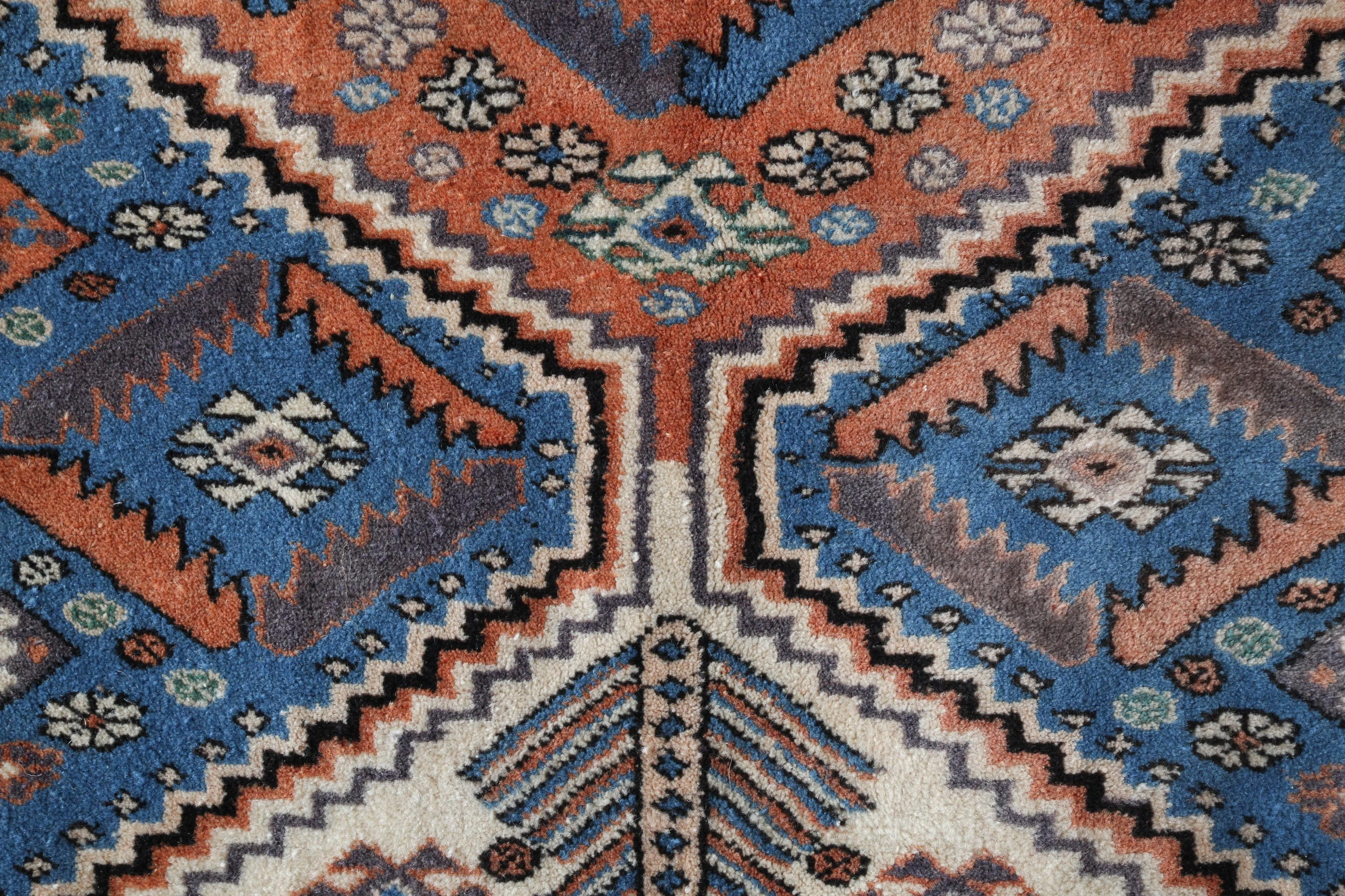 Vintage Shirvan style Nigde Rug 6'8"x10'4"