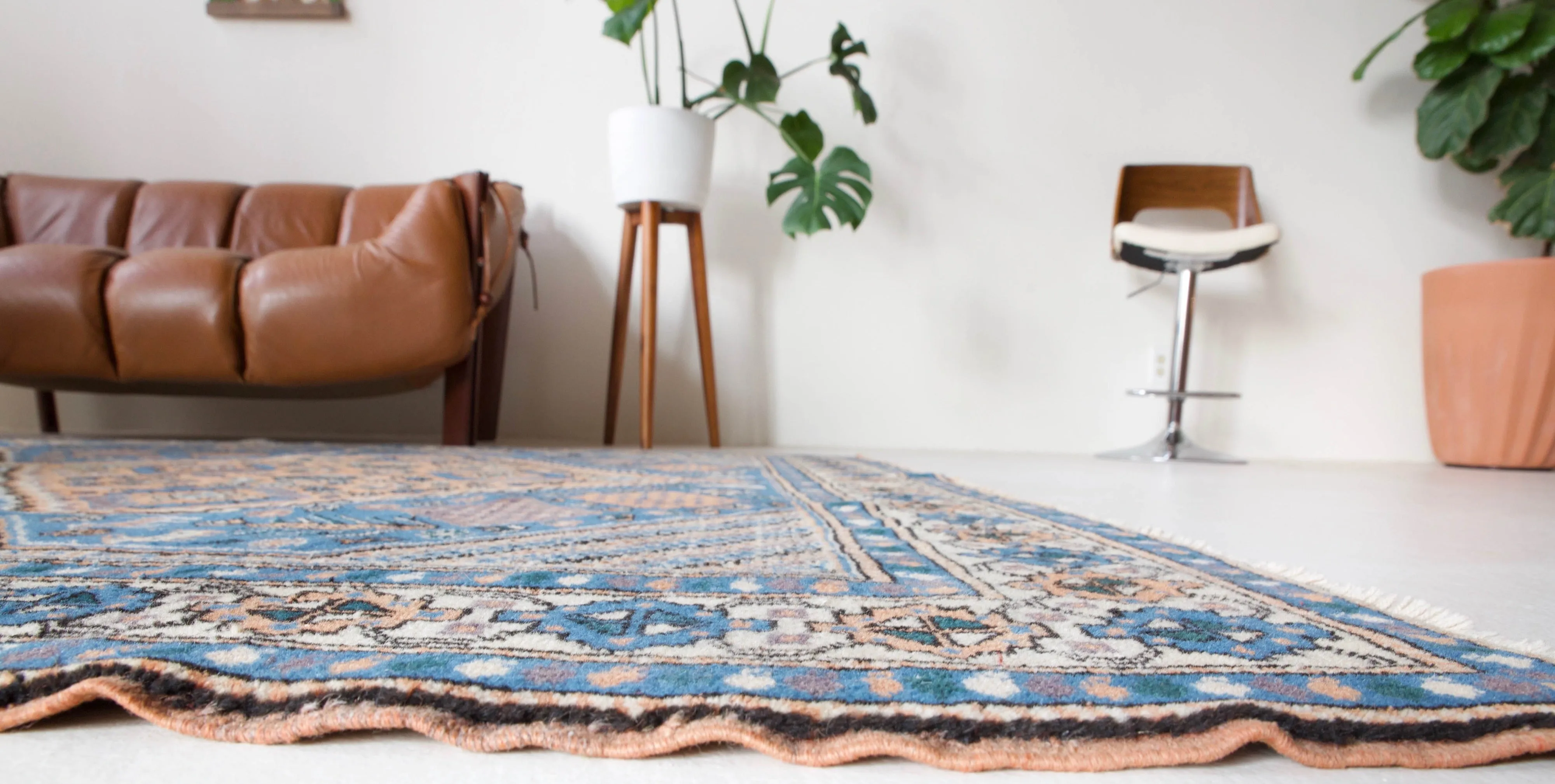 Vintage Shirvan style Nigde Rug 6'8"x10'4"