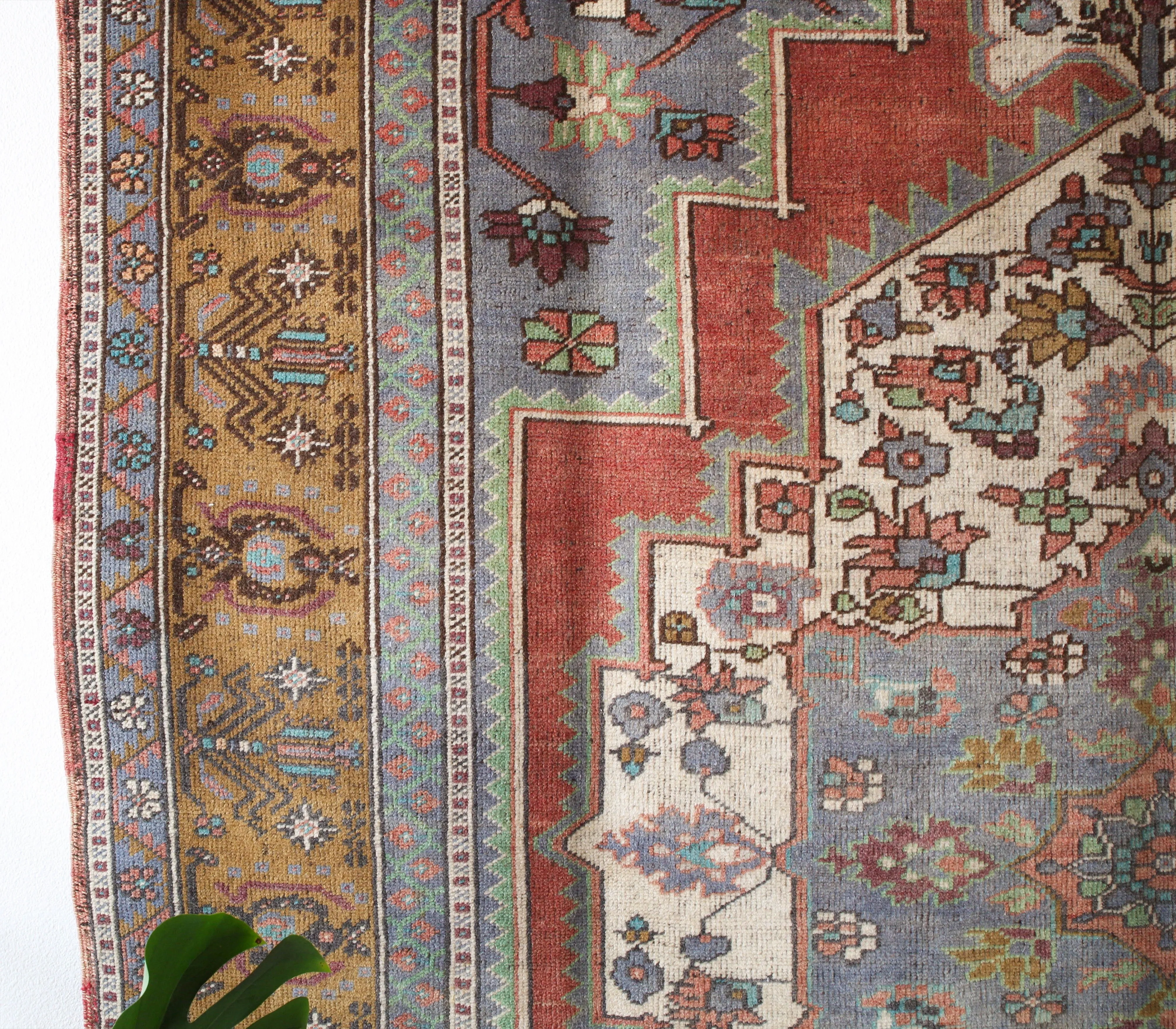Vintage Turkish central Anatolian Rug 6'6"x10'