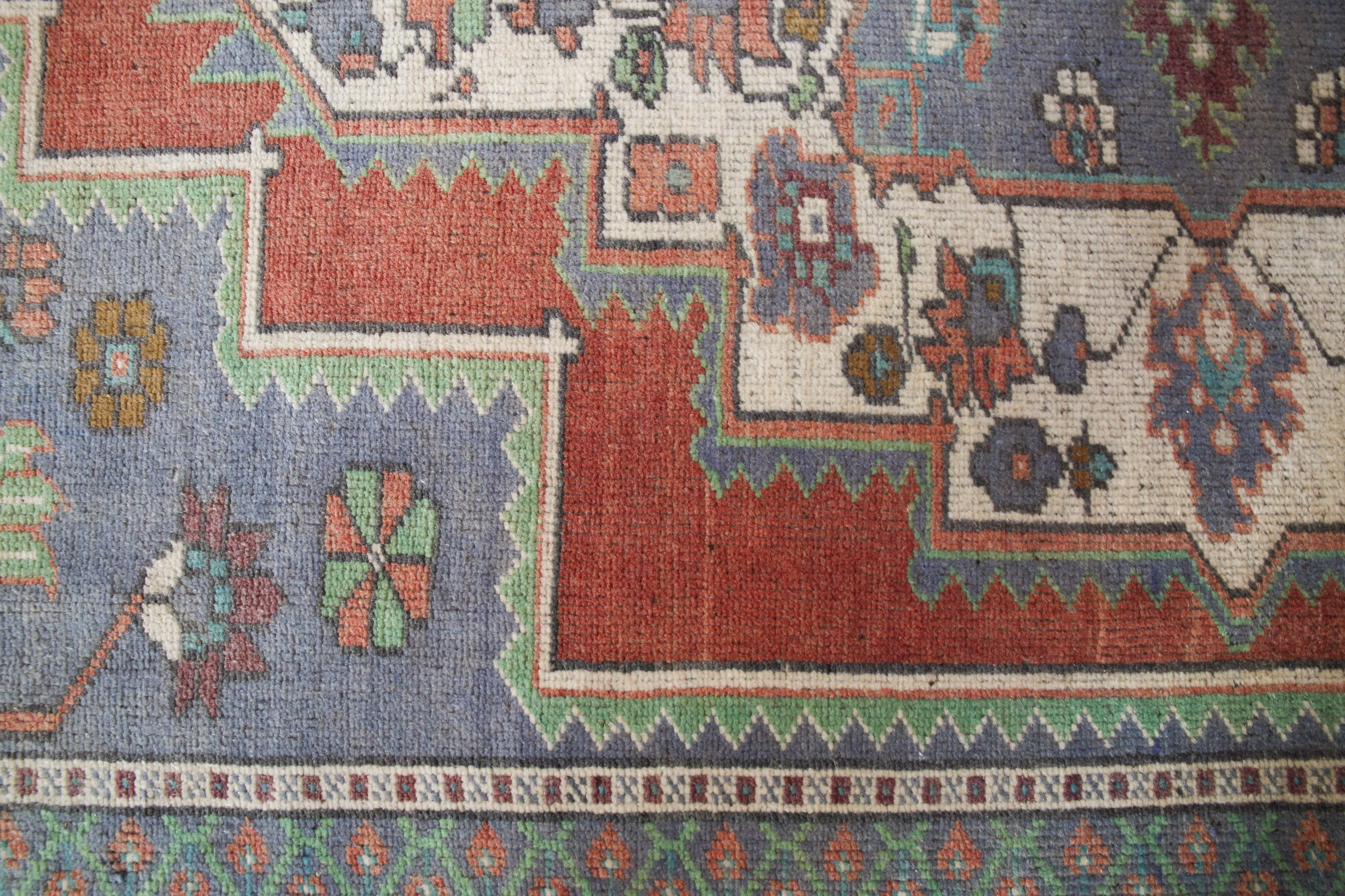 Vintage Turkish central Anatolian Rug 6'6"x10'