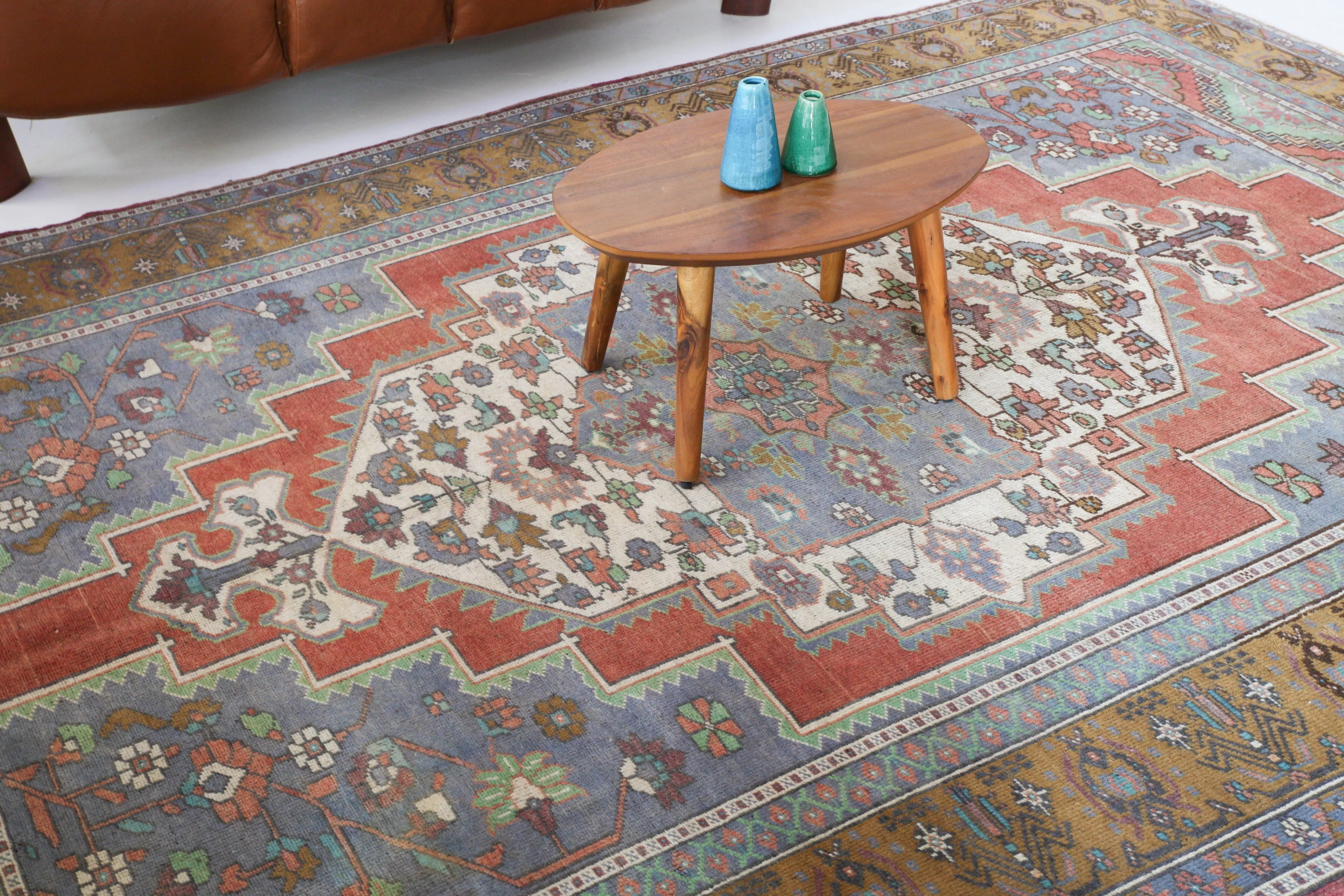 Vintage Turkish central Anatolian Rug 6'6"x10'