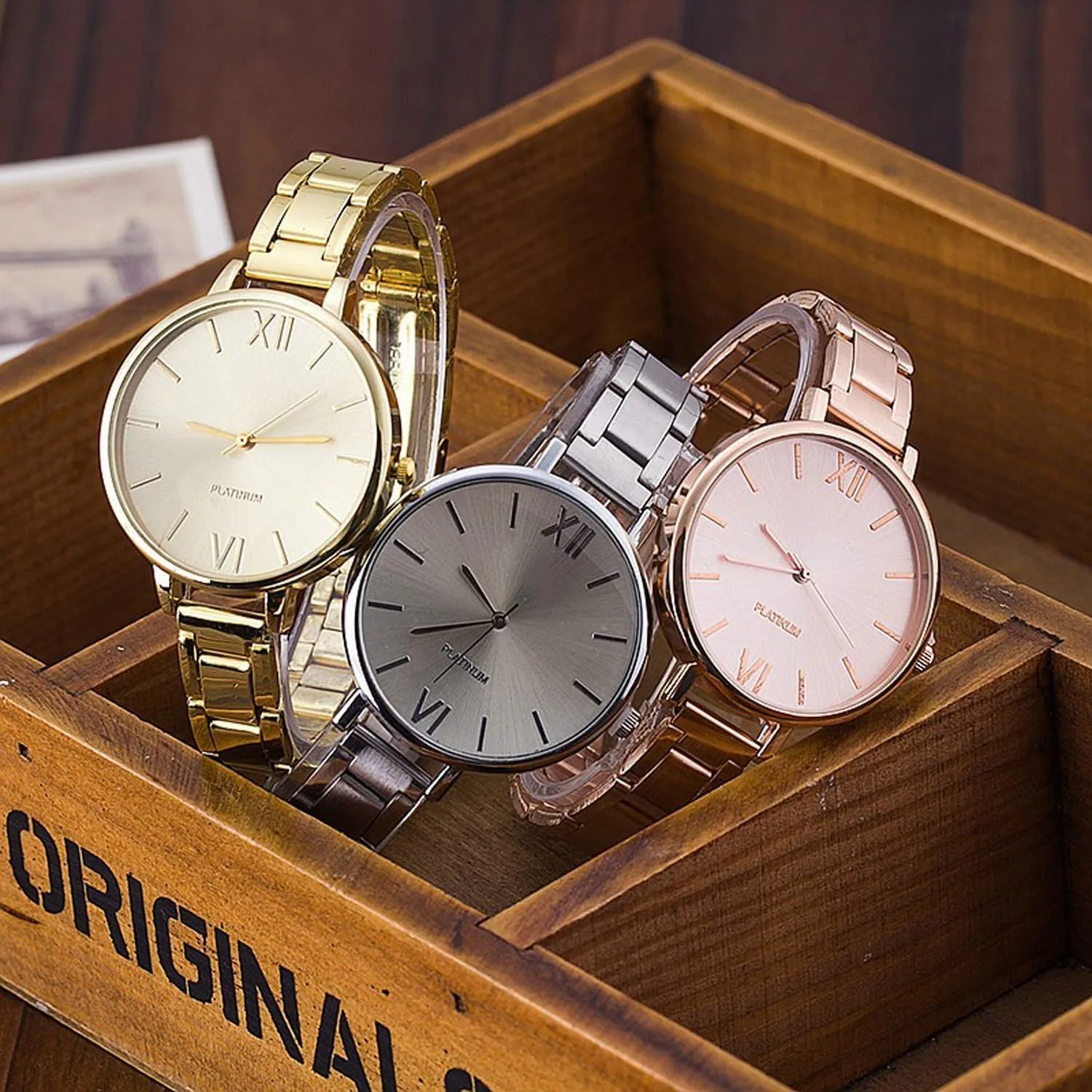 Women Quartz Watches Ladies Casual Wrist Watch Classic Analog Crystals Stainless Steel Watch Gift
